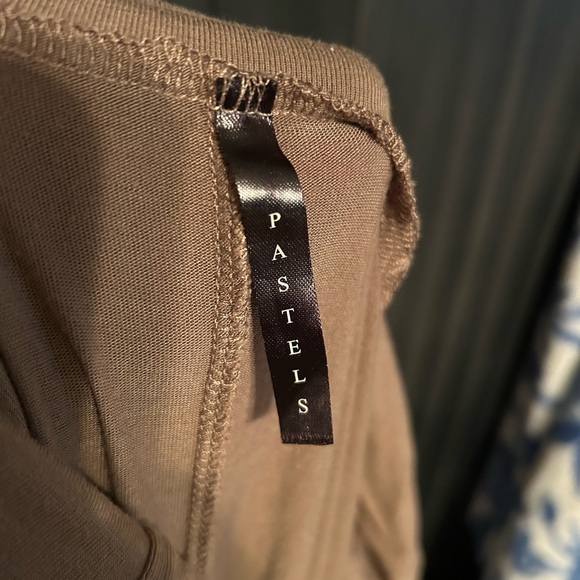 Brown Ruffle Pants - Picture 4 of 4